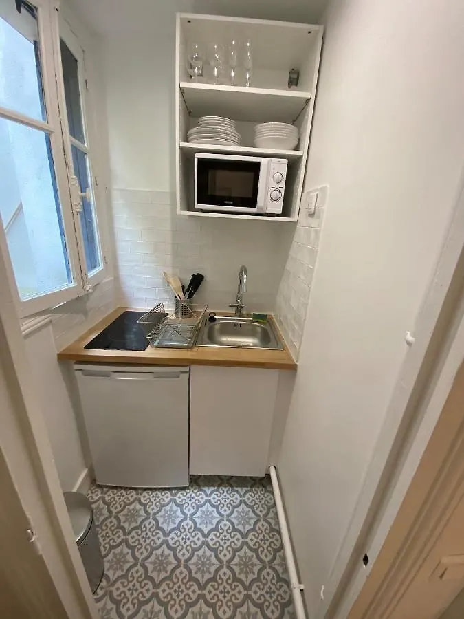 Alerte Bien Rare ! Studio Avec Terrasse Apartment Paris