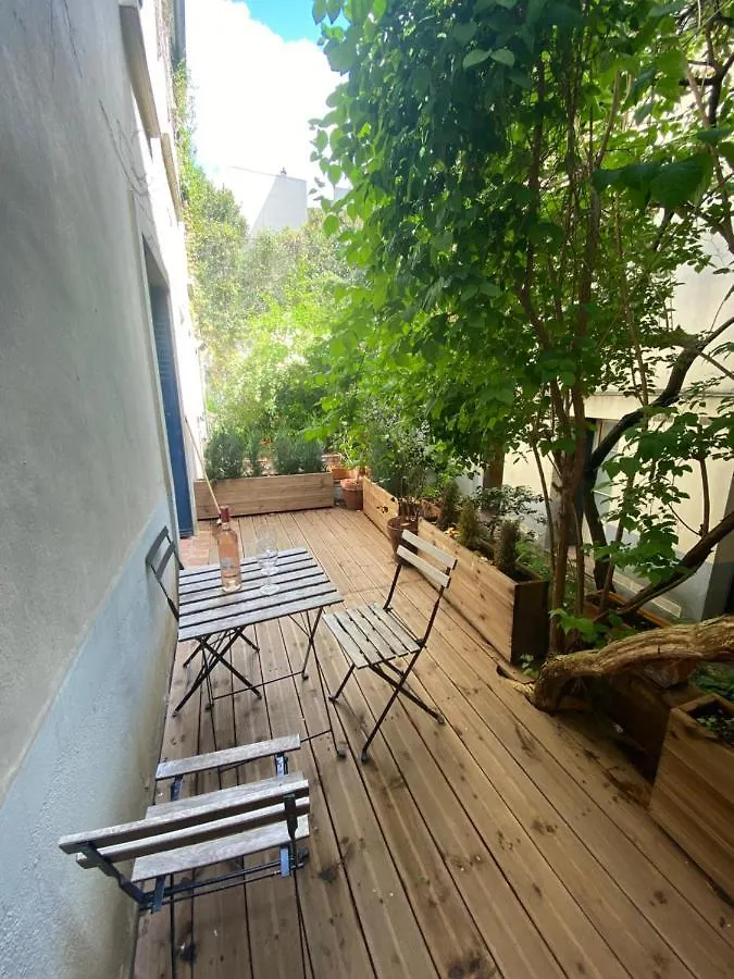 Alerte Bien Rare ! Studio Avec Terrasse Apartment Paris